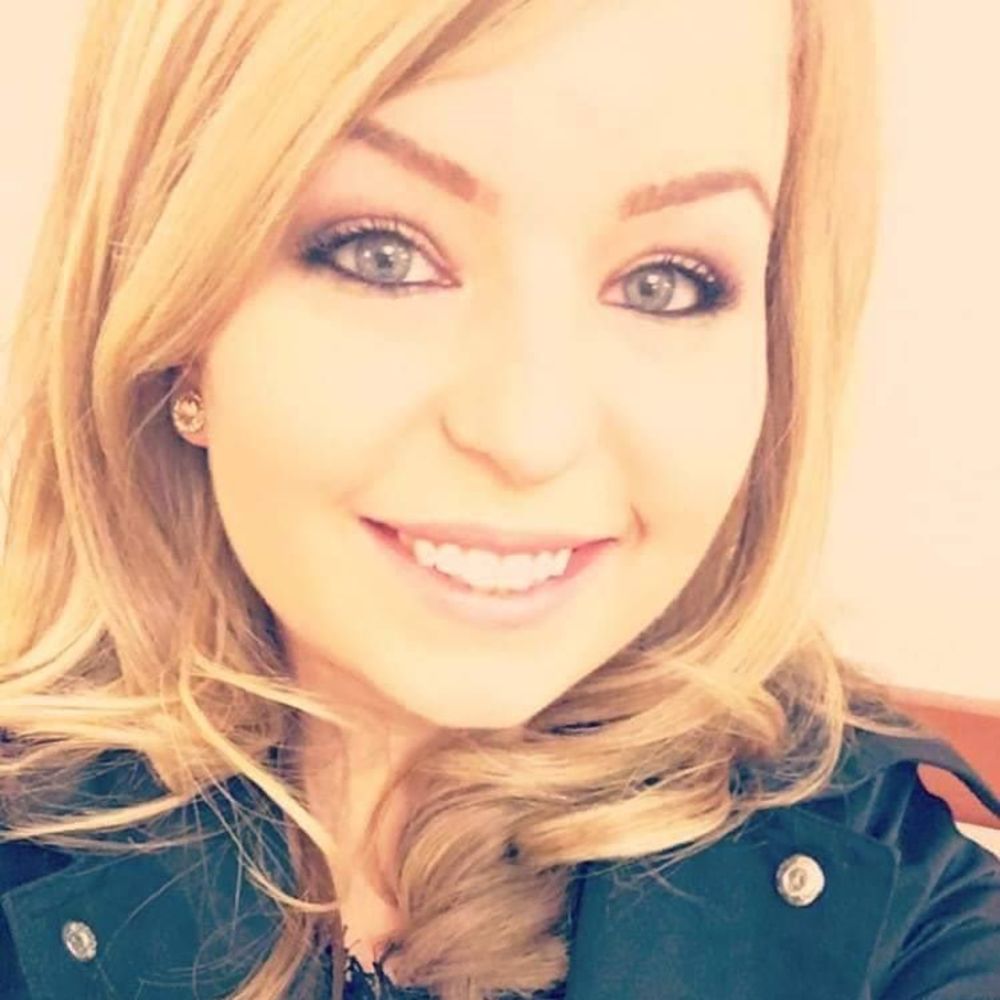 Meet your Posher, Raluca